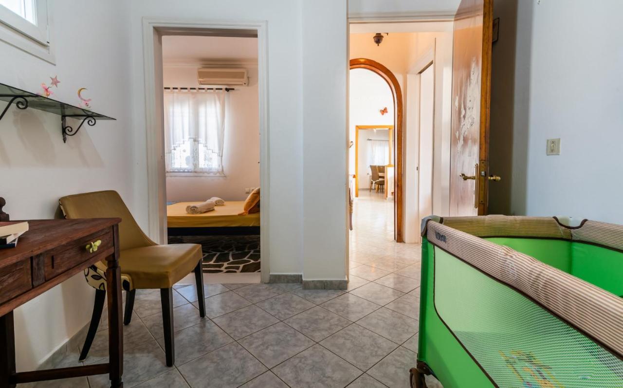 Вилла Melisses Sea View House Plaka  Экстерьер фото