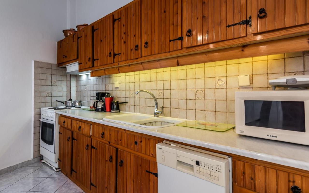 Вилла Melisses Sea View House Plaka  Экстерьер фото